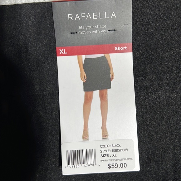 Skort - Picture 2 of 3